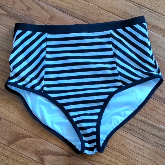 Forever 21 high waist swim bottoms - Picture 1 of 2